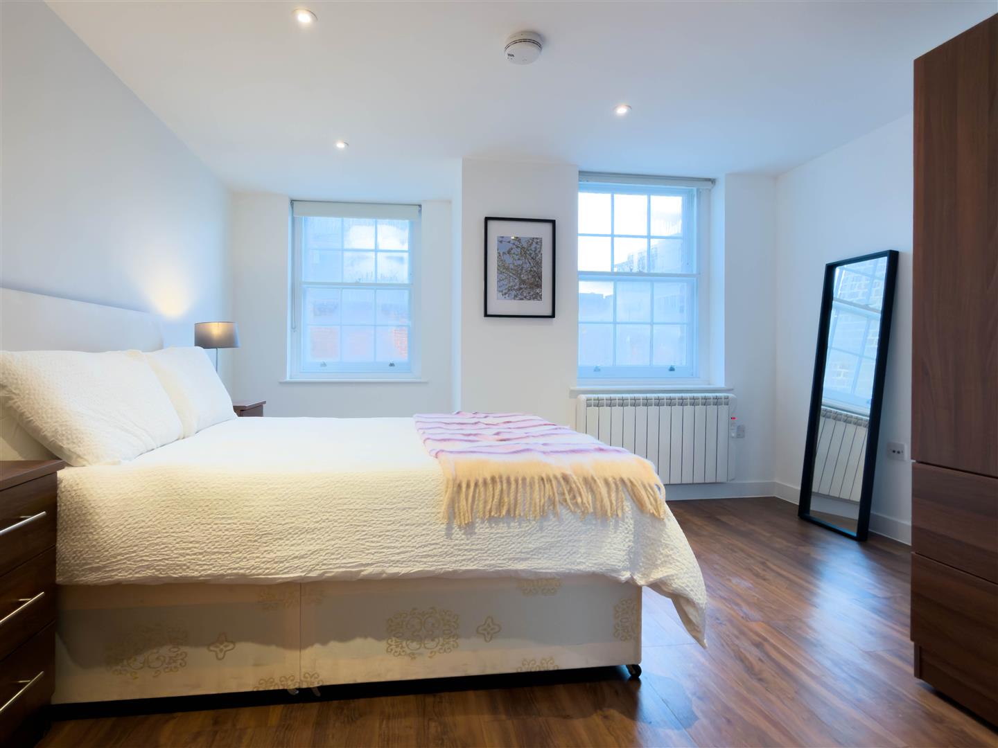 1 bed property in Crown Passage, Kingston Upon Thames